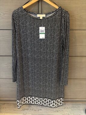 NWT Michael Kors Black and White Dot-Print Long Sleeve Dress. Size L.
